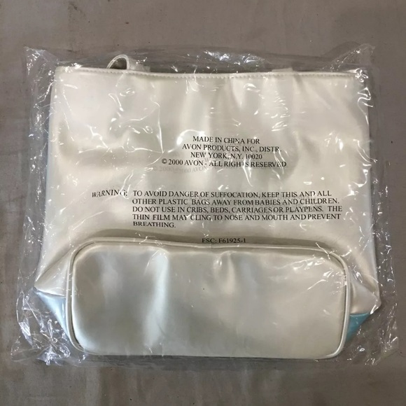 Avon vintage tote kept sealed - Picture 2 of 4